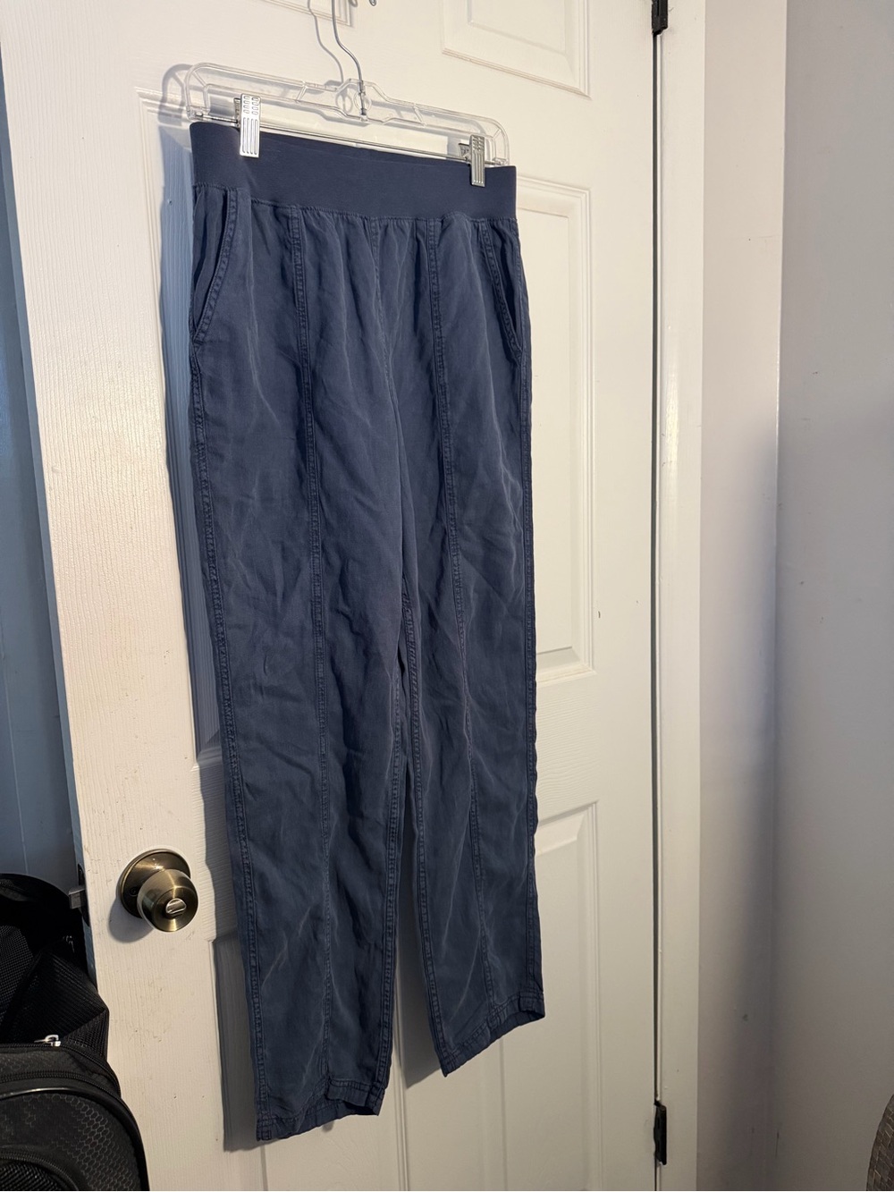 Faherty women’s Casual Elastic-Waist Pants - Navy